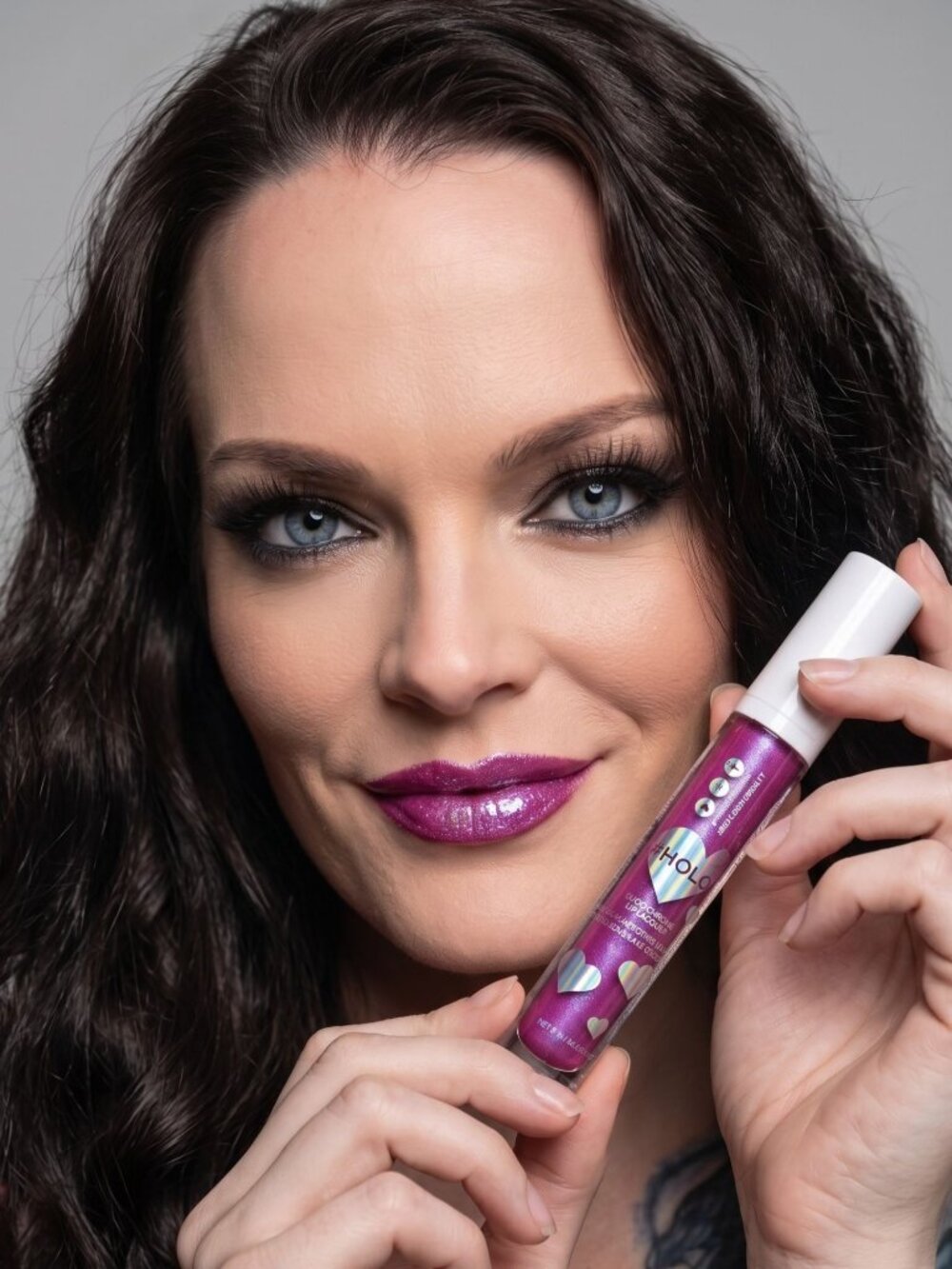 Lottie London ✦ #HOLO Duo Chrome Lip Lacquer ✦ Goals Purple Holographic Shine